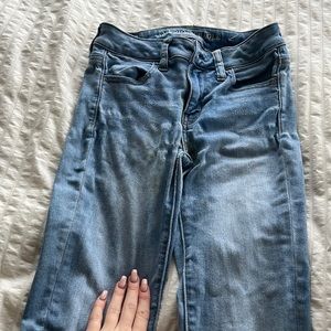 Americana Eagle Size 0 Super Super Stretch High-Rise